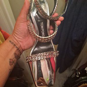 TOM FORD Metallic Chain 105mm Pumps, Silver